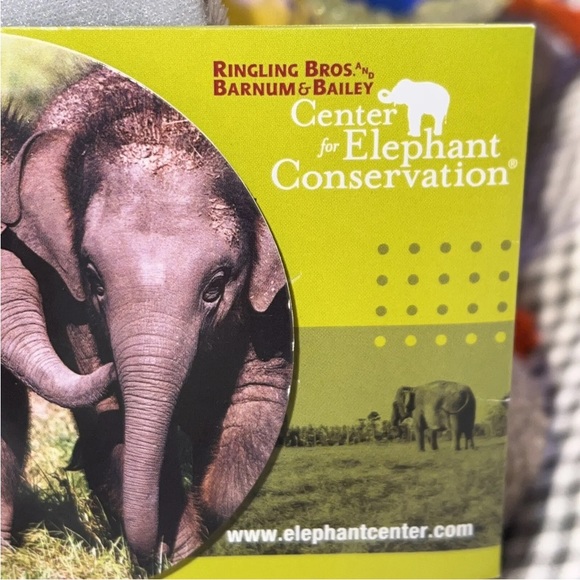 Ringling Bros and Barnum &Bailey 145th Edition Circus Elephant Stuffed Plush new - Picture 14 of 16